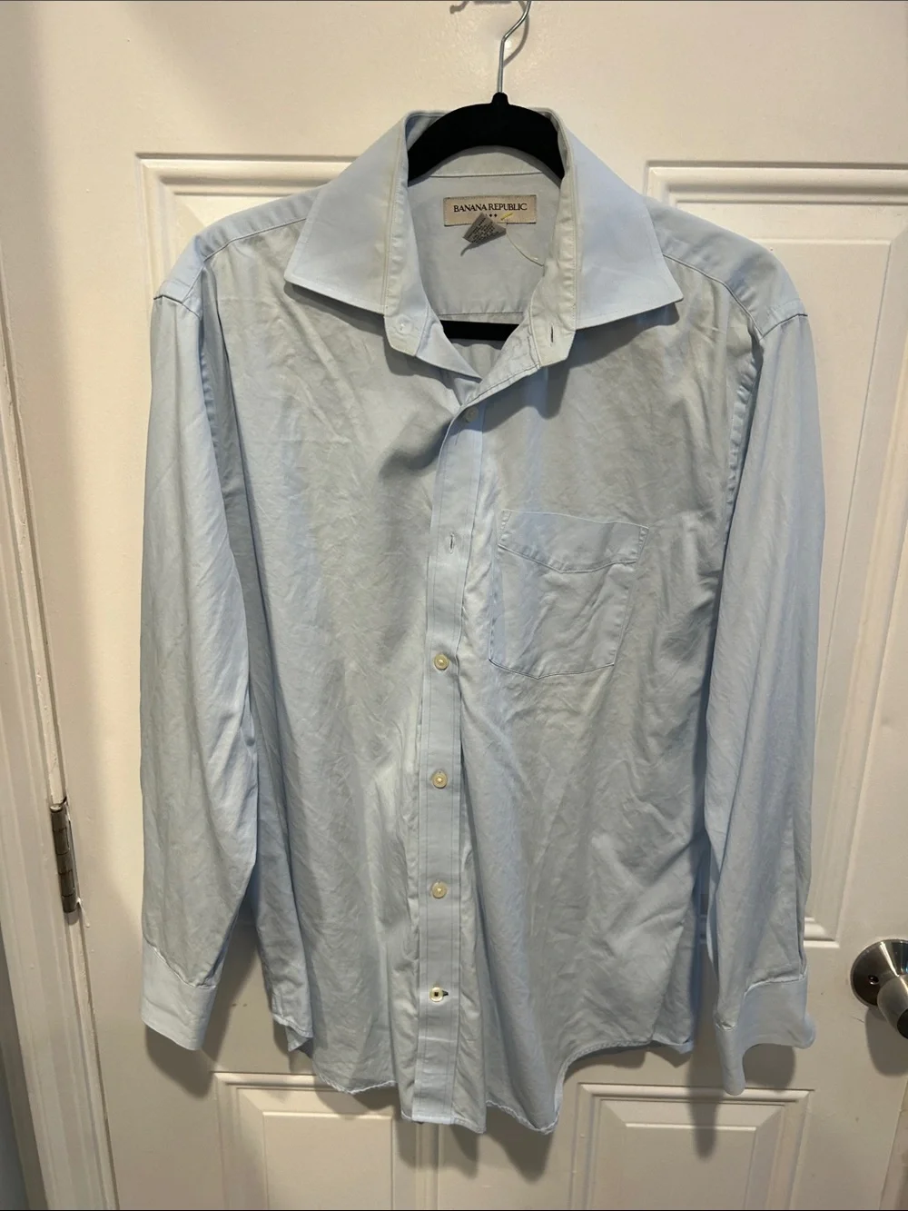 Banana Republic Men's Pale Blue Long-Sleeve Dress Shirt